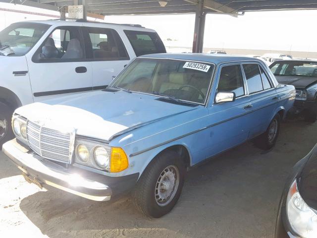 WDBAB23A1BB231753 - 1981 MERCEDES-BENZ 240 D BLUE photo 2