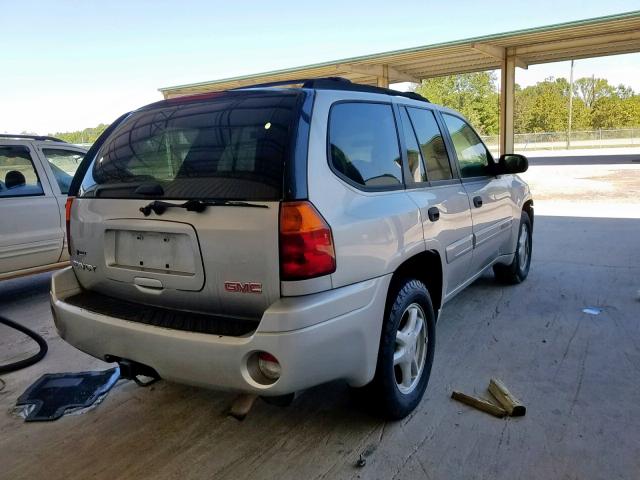 1GKDS13S042104243 - 2004 GMC ENVOY SILVER photo 4