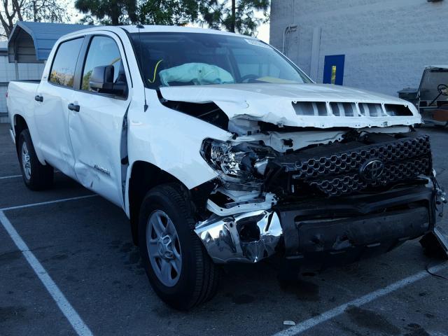 5TFEM5F18JX127112 - 2018 TOYOTA TUNDRA CRE WHITE photo 1