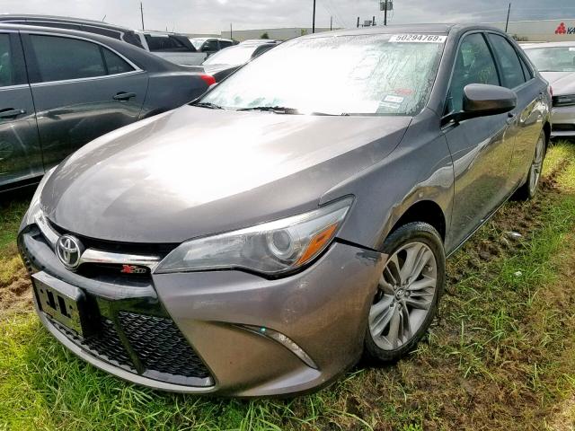 4T1BF1FK8HU666867 - 2017 TOYOTA CAMRY LE  photo 2