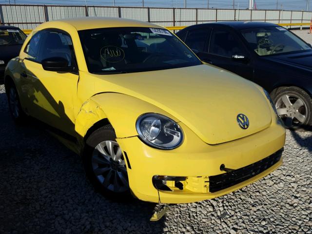 3VWF17AT5FM603764 - 2015 VOLKSWAGEN BEETLE 1.8 YELLOW photo 1