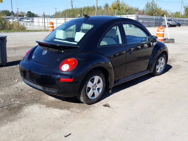 3VWRW3AG5AM027306 - 2010 VOLKSWAGEN NEW BEETLE BLACK photo 4