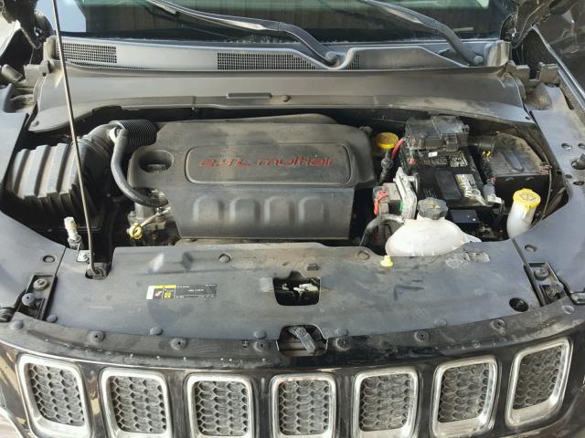 3C4NJCBB4HT632811 - 2017 JEEP COMPASS LA 石墨色 照片 7