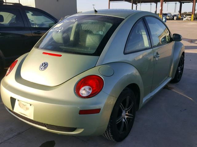 3VWPG3AG2AM008944 - 2010 VOLKSWAGEN NEW BEETLE მწვანე ფოტო 4