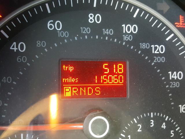 3VWPG3AG2AM008944 - 2010 VOLKSWAGEN NEW BEETLE მწვანე ფოტო 8