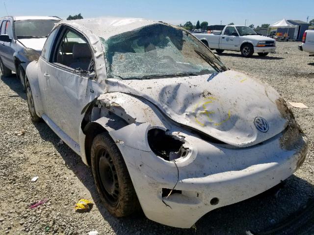 3VWBK21C43M409088 - 2003 VOLKSWAGEN NEW BEETLE 白色 照片 1