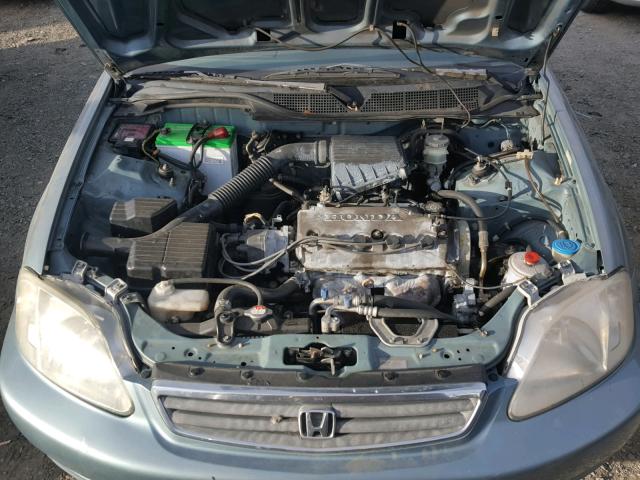 2HGEJ6617YH522946 - 2000 HONDA CIVIC BASE SILVER photo 7