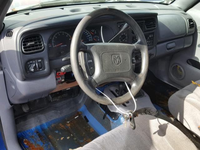 1B7GG22N9YS532734 - 2000 DODGE DAKOTA BLUE photo 9