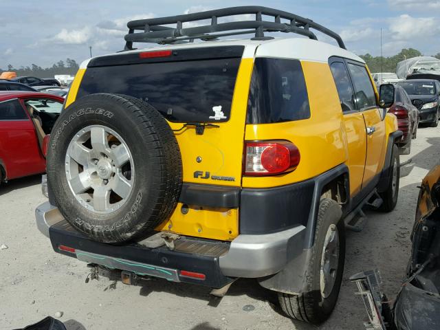 JTEBU11F970023322 - 2007 TOYOTA FJ CRUISER YELLOW photo 4