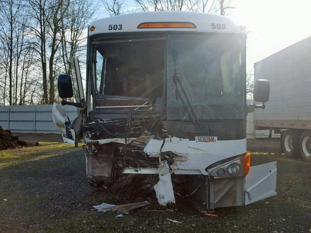 1M86DMBA4DP013022 - 2013 MOTOR COACH INDUSTRIES TRANSIT BU WHITE photo 7