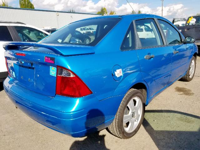 1FAFP34N47W274408 - 2007 FORD FOCUS ZX4 BLUE photo 4