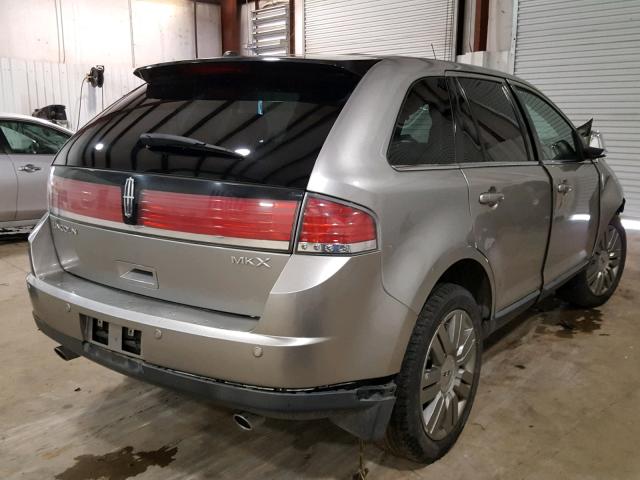 2LMDU68C38BJ32672 - 2008 LINCOLN MKX SILVER photo 4