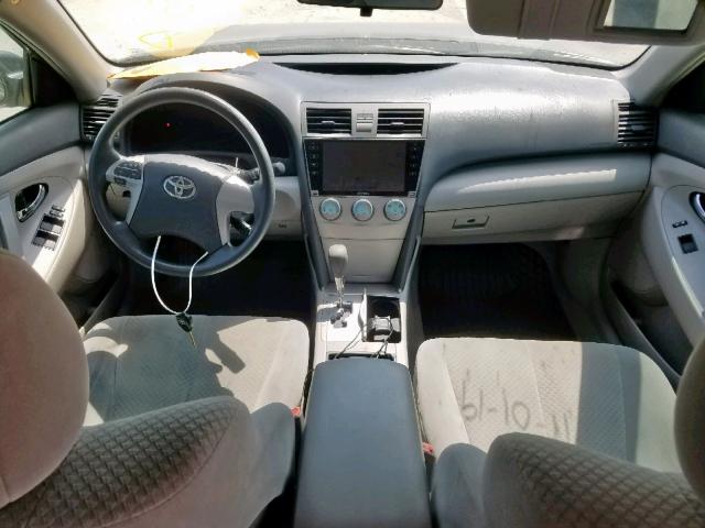 4T4BE46K89R130531 - 2009 TOYOTA CAMRY BASE GRAY photo 9