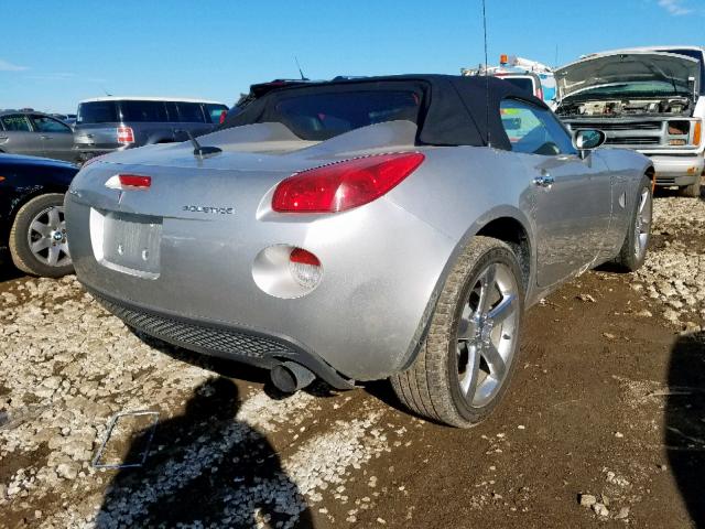 1G2MB35B17Y109011 - 2007 PONTIAC SOLSTICE SILVER photo 4