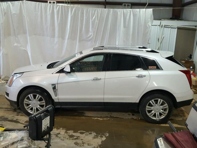 3GYFNDEY6AS578853 - 2010 CADILLAC SRX LUXURY WHITE photo 9