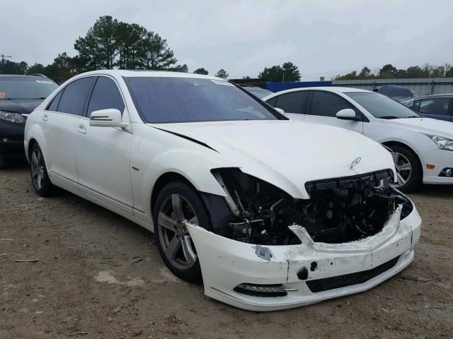 WDDNG7DB2CA420773 - 2012 MERCEDES-BENZ S 550 WHITE photo 1