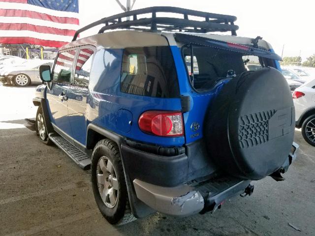 JTEZU11F270003461 - 2007 TOYOTA FJ CRUISER BLUE photo 3