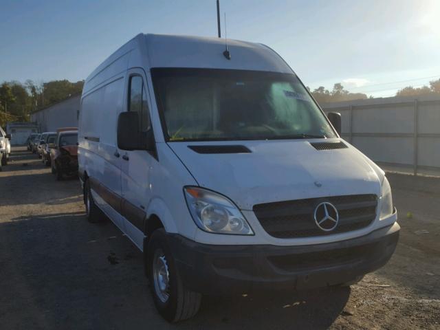 WD3PE8CBXB5587481 - 2011 MERCEDES-BENZ SPRINTER 2 WHITE photo 1