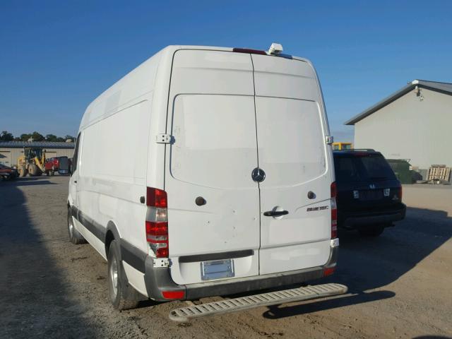 WD3PE8CBXB5587481 - 2011 MERCEDES-BENZ SPRINTER 2 WHITE photo 3