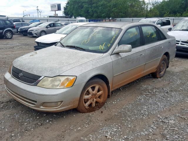 4T1BF28B12U217539 - 2002 TOYOTA AVALON XL SILVER photo 2