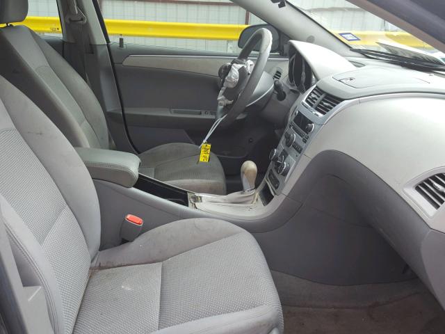 1G1ZH57BX94247044 - 2009 CHEVROLET MALIBU 1LT GRAY photo 5