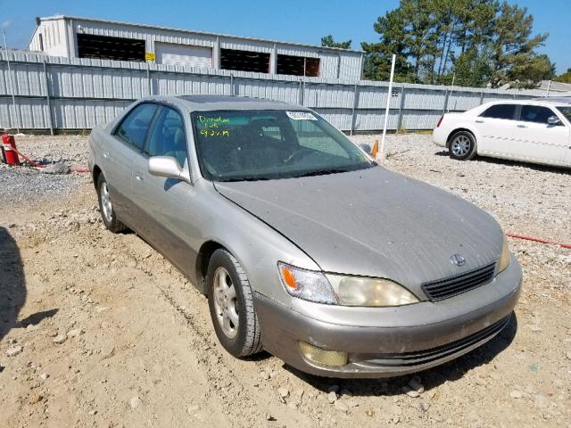 JT8BF28GXX5060836 - 1999 LEXUS ES 300 SILVER photo 1