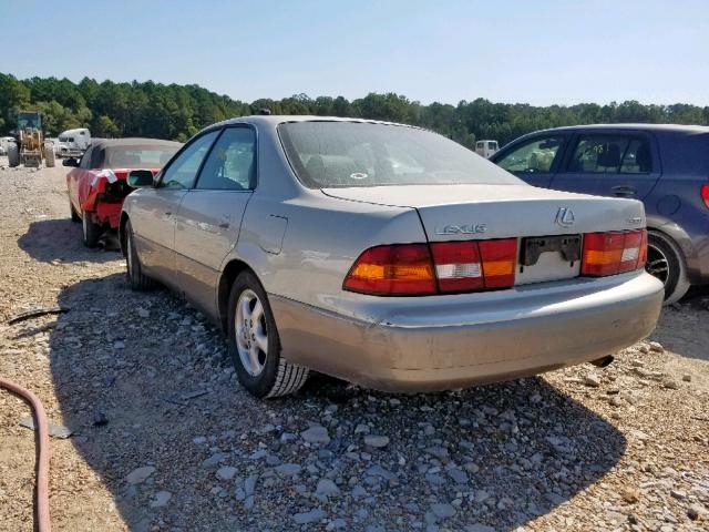 JT8BF28GXX5060836 - 1999 LEXUS ES 300 SILVER photo 3