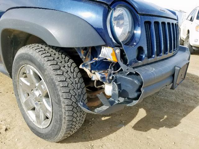 1J4GL48K56W186220 - 2006 JEEP LIBERTY SP BLUE photo 9