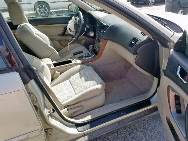 4S4BP61C257355438 - 2005 SUBARU LEGACY OUT GOLD photo 5