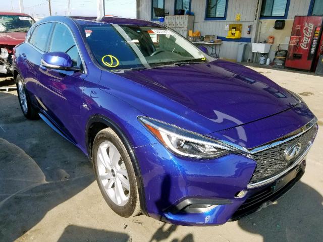 SJKCH5CP5JA050123 - 2018 INFINITI QX30 BASE BLUE photo 1