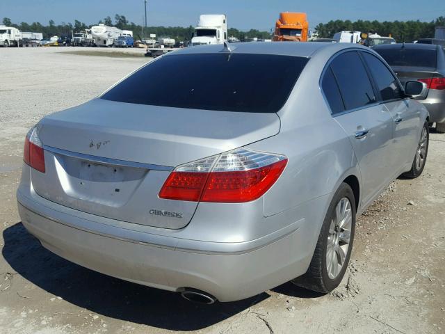 KMHGC46E99U040935 - 2009 HYUNDAI GENESIS 3. GRAY photo 4