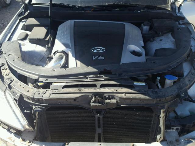 KMHGC46E99U040935 - 2009 HYUNDAI GENESIS 3. GRAY photo 7