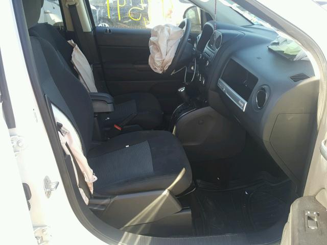 1C4NJCBA2FD436912 - 2015 JEEP COMPASS SP თეთრი ფოტო 5