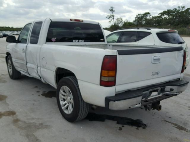 2GTEC19V021275330 - 2002 GMC NEW SIERRA WHITE photo 3