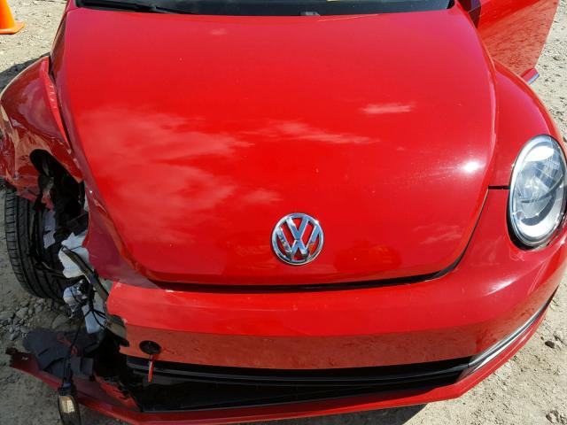 3VWJ17AT9EM661868 - 2014 VOLKSWAGEN BEETLE RED photo 7