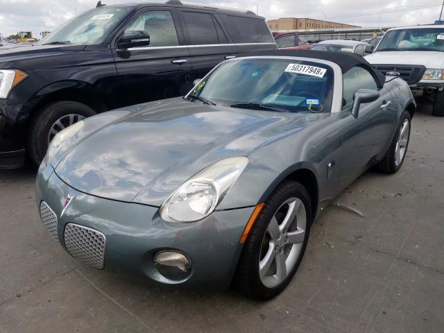 1G2MB33B56Y000665 - 2006 PONTIAC SOLSTICE GRAY photo 2