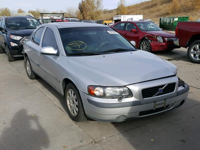 YV1RS61R122157491 - 2002 VOLVO S60 SILVER photo 1