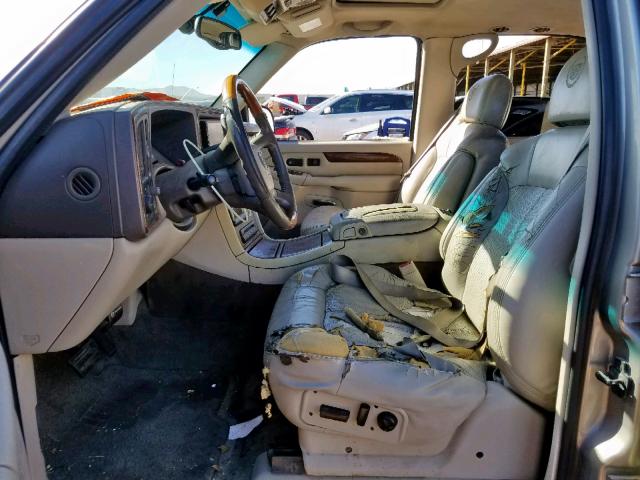 1GYEC63T42R146321 - 2002 CADILLAC ESCALADE L GOLD photo 5