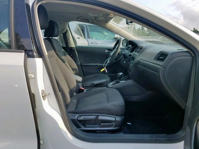 3VW2K7AJ0FM268746 - 2015 VOLKSWAGEN JETTA BASE 白色 照片 5