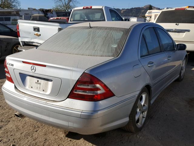 WDBRF52H06F788885 - 2006 MERCEDES-BENZ C GENERATI SILVER photo 4