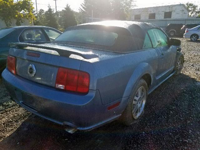 1ZVFT85H465192739 - 2006 FORD MUSTANG GT BLUE photo 4