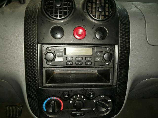 KL1TD52665B321415 - 2005 CHEVROLET AVEO BASE 灰色 照片 9