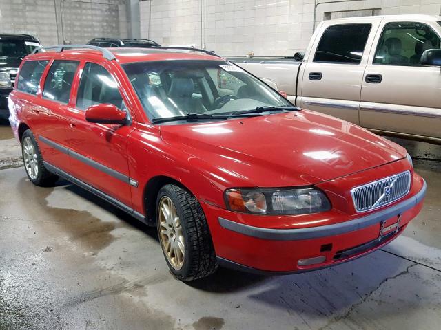 YV1SW53D621187917 - 2002 VOLVO V70 T5 TUR RED photo 1