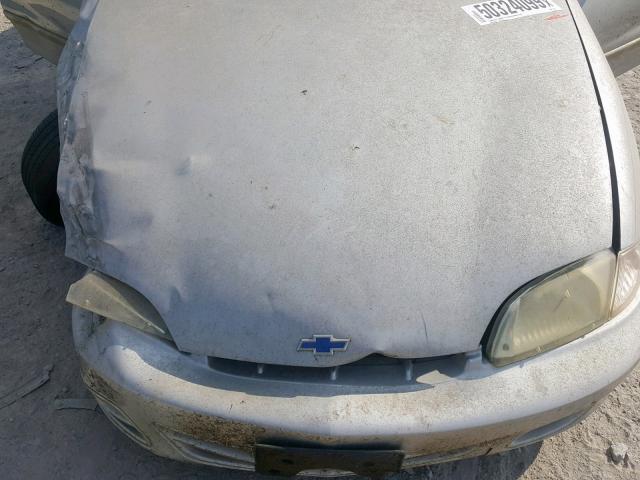 1G1JC524X27163816 - 2002 CHEVROLET CAVALIER B SILVER photo 7