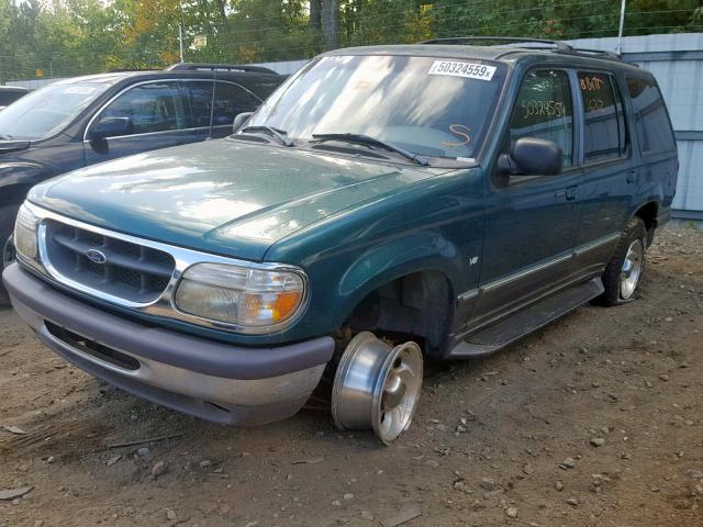 1FMZU35P4WUA16993 - 1998 FORD EXPLORER GREEN photo 2