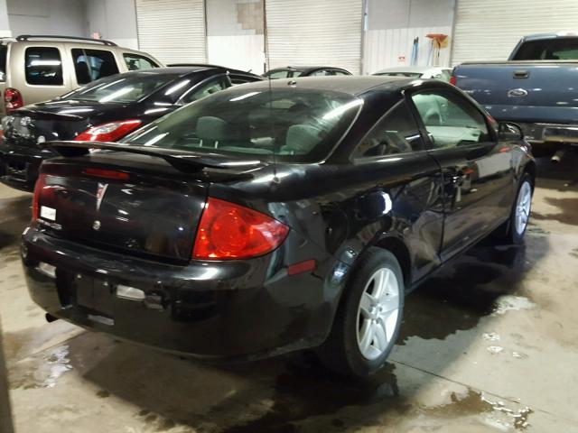 1G2AL18F787249638 - 2008 PONTIAC G5 BLACK photo 4