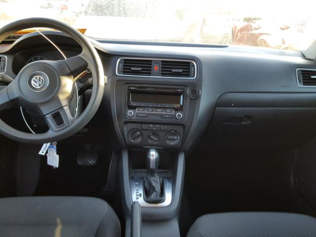 3VW2K7AJ3CM473330 - 2012 VOLKSWAGEN JETTA BASE Կարմիր լուսանկար 9