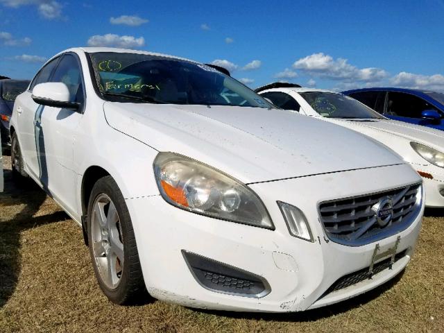 YV1622FS9C2127633 - 2012 VOLVO S60 T5 WHITE photo 1