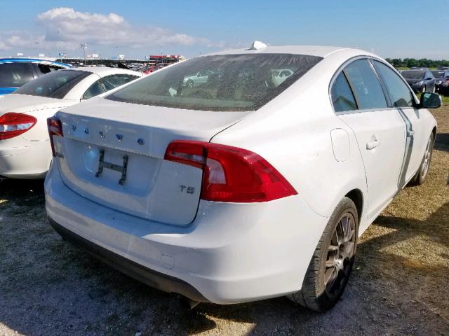 YV1622FS9C2127633 - 2012 VOLVO S60 T5 WHITE photo 4