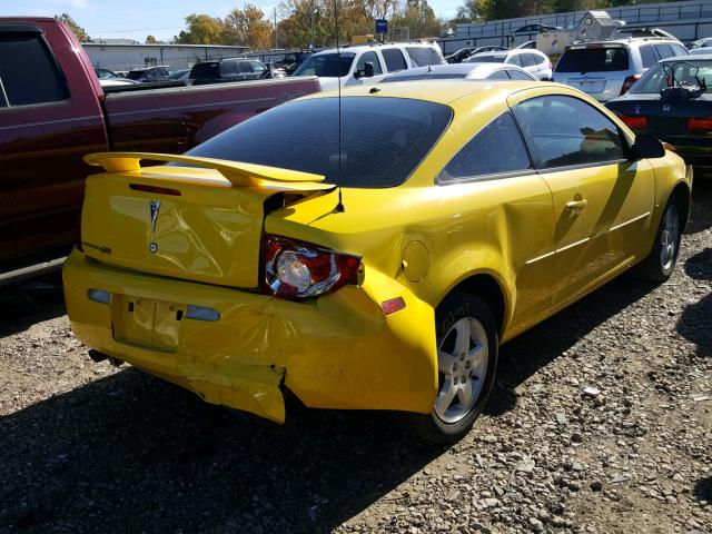 1G2AL15F377142914 - 2007 PONTIAC G5 YELLOW photo 4